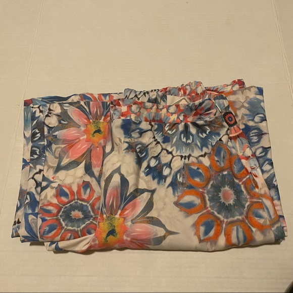 Ivriz flower pants - Picture 5 of 14